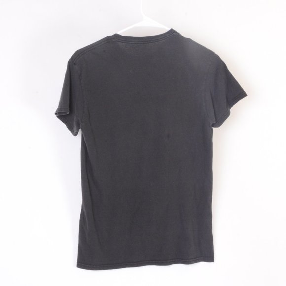 2 MONKEYS Respect the Game Michael Jordan Chicago Bulls tee in EUC! - Picture 4 of 4